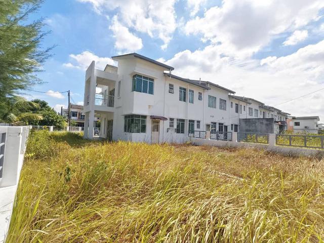 Corner Lot The Pines Hillpark, Puncak Alam 1