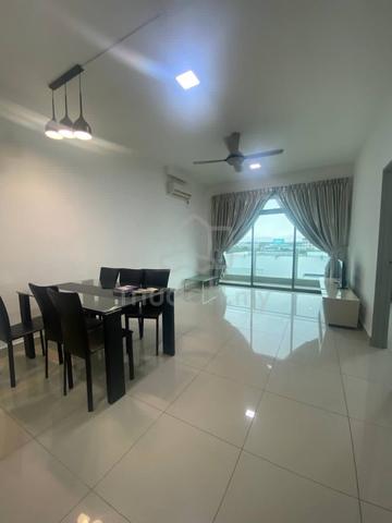 Parc Regency 1