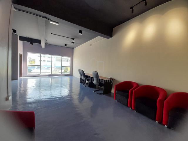 Bandar Rinching Semenyih, renovated shop office, 20 x 70 1