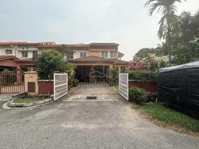 Corner Lot Double Storey House Taman Pinggiran USJ 1, Subang Jaya 1