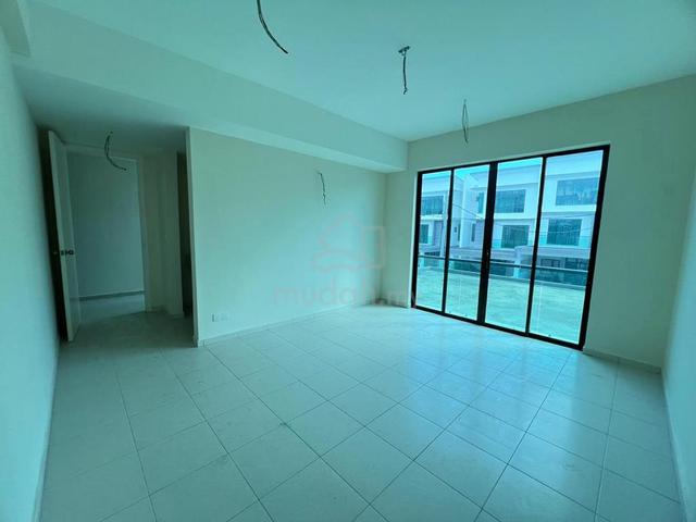 GUARDED BELOW VALUE 2.5 Storey Terrace Ozana Residence Ayer Keroh 5
