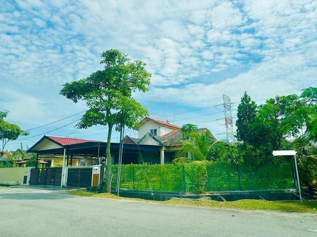 [Corner] Single Storey Semi D, Taman Arked @ Dengkil 1