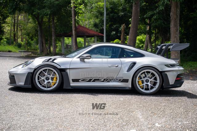 2025 Porsche 911 4.0 GT3 RS 992 (A) - 3