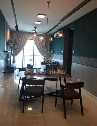 KL Traders Square Residences 1