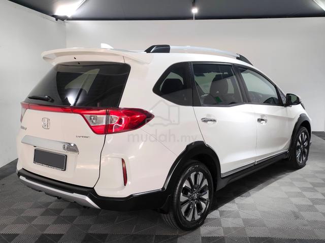 2022 Honda BR-V 1.5 V Spec 1Owner Like New - 2