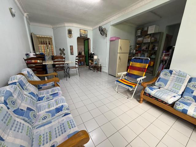 Rumah Pangsa Permas Jaya 1