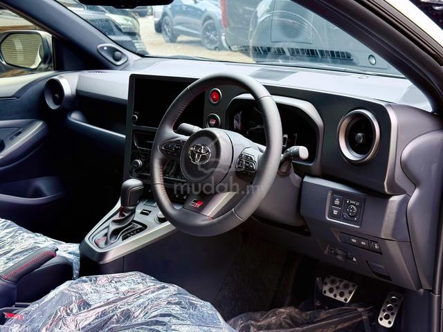 2025 Toyota GR Yaris 1.6 RZ High PerformanceGR-DAT - 4