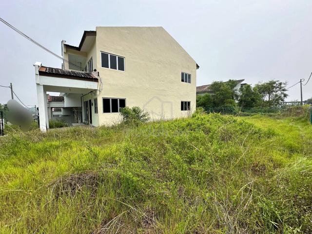 FREEHOLD| BIG LAND CORNER LOT DOUBLE Storey TAMAN Greenview PD 1
