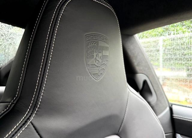 2021 Porsche 911 Carrera 4S - 5