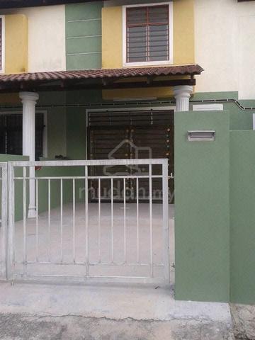 Rumah Teres 2 Tingkat Untuk Di Sewa, Springhill, Lukut, Port Dickson. 1