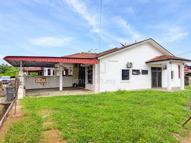 CORNER LOT Taman Desa Molek Ayer Molek Duyong Melaka 1