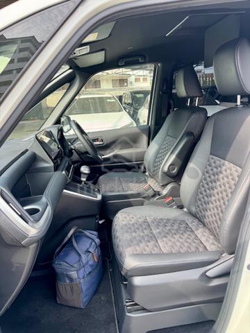 2023 Toyota VOXY 2.0 S-Z 3 LED 2Pd Free 8Year Wrty - 3