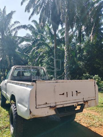 2001 Toyota HILUX 2.8 MY00 LN166R (M) - 4