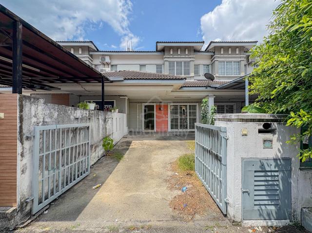 GATED GUARDED!! Double Storey Teres Cassia Bandar Putera 2, Klang 1