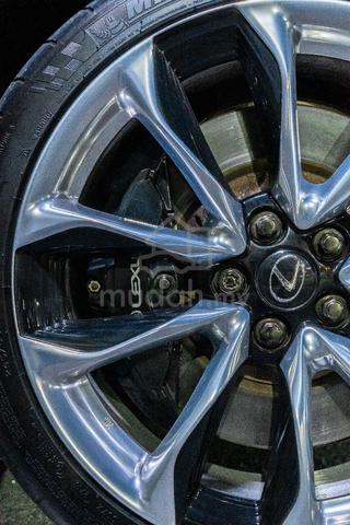 2017 Lexus LC500 COUPE 5.0L (A) - 3