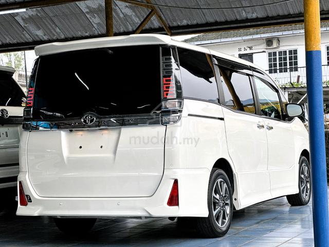 2022 Toyota VOXY 2.0 ZS Kirameki III Final Edition - 3