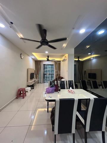 KL Traders Square Residences 1
