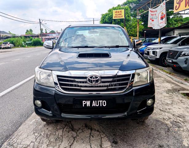 Toyota HILUX 2.5(A)VIGO G VNT FACELIFT 4X4 pickups - 3