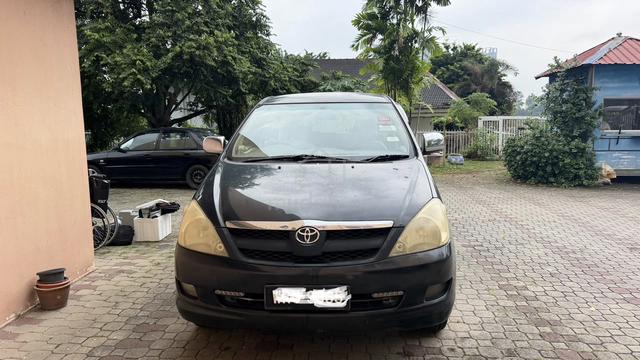 2009 Toyota INNOVA 2.0 E MY05 AN40 FACELIFT (A) - 3