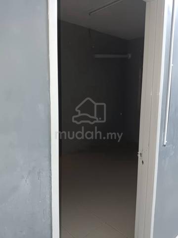 Single storey Terraced House For Rent 3