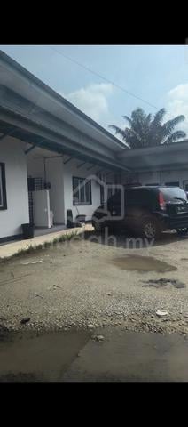 Rumah untuk disewa Jalan Mahang Jenjarom 1