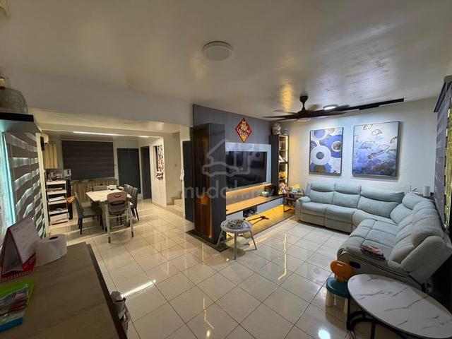 Taman Ceriamas 118 Ph1 | Corner | Fully Renovated | Fully Furnished 1