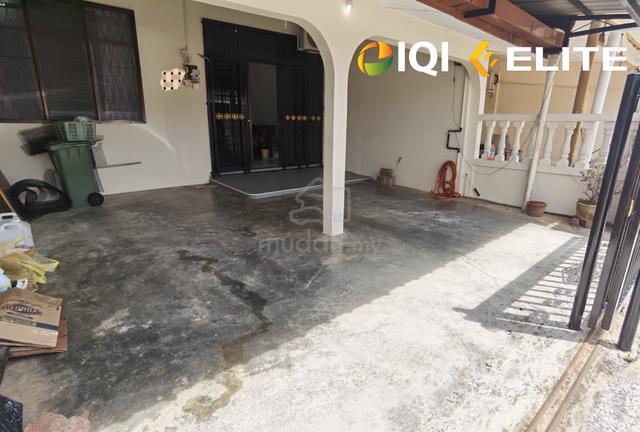 Limited & Well Maintained Single Storey House at Matang Jaya For Rent 1