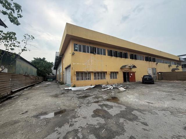 1.5 Sty Semi D Factory/Warehouse Bu 14ksf Aman Perdana Kapar Klang 1