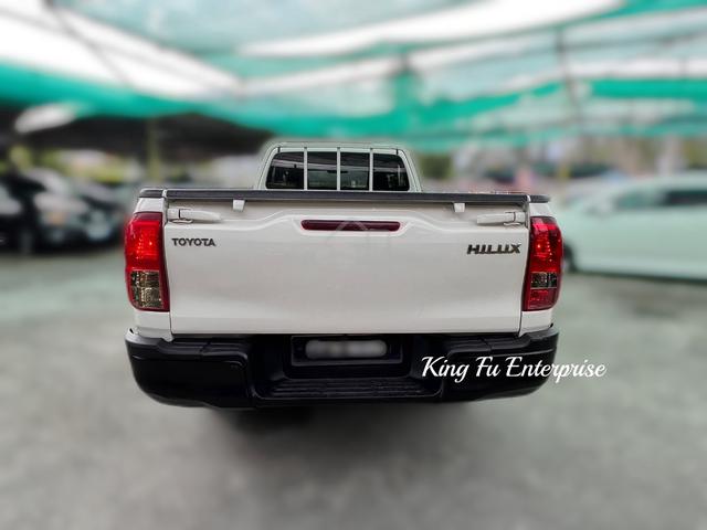 2017 Toyota HILUX 2.4 VNT MY16 AN120 (M) - 4