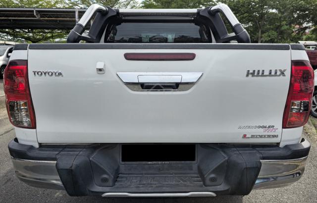 2018 Toyota HILUX 2.8 A L-EDI VNT FL (AT) (4X4) - 5