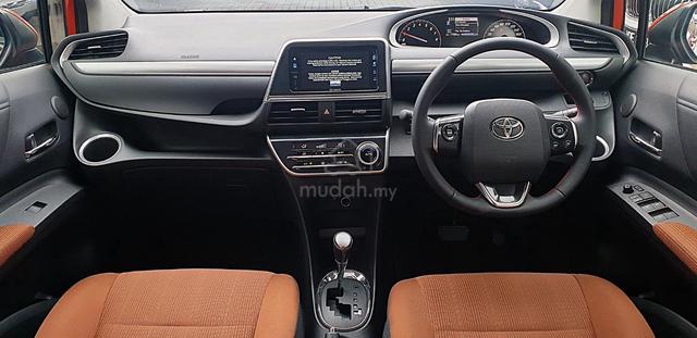Toyota SIENTA 1.5 V 2xPower Door Service by Toyota - 3