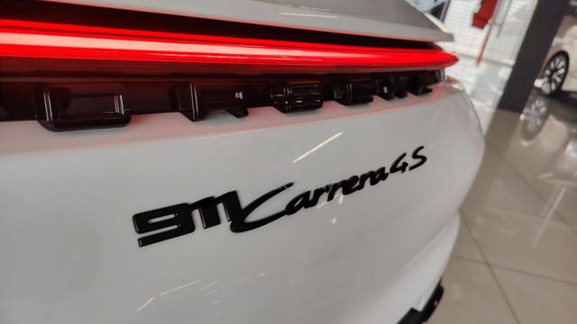 2024 Porsche 911 3.0 CARRERA 4S - 5