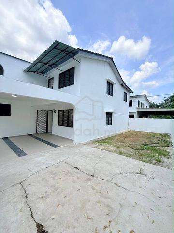 Extra land❗Fully renovated❗Taman Kluang Barat 1