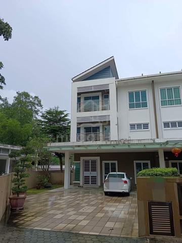 Freehold Fully Furnished 2.5 Storey Semi-D at Tigerlane For Sale 1