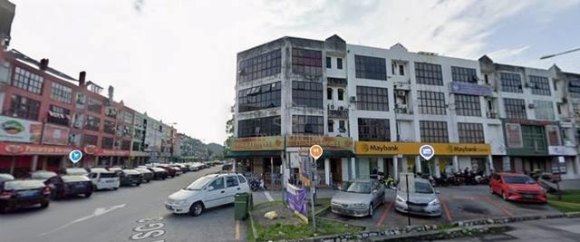 Ground Foor Shop [CORNER Unit, 2600 SF] @ Fasa 3, Sri Gombak 1