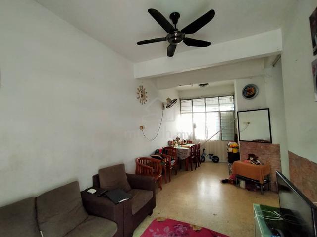 Taman Emas 1