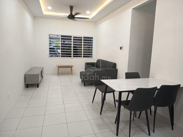 Residensi Acacia 1