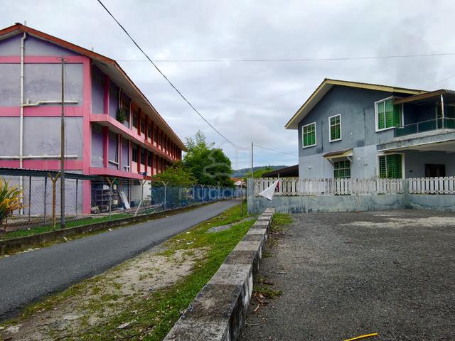 Kangar : Rumah Sewa Semi D 2 tkt 1