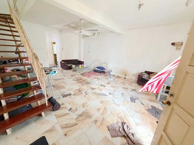 2 Storey Terrace for Sale Saujana Puchong Non Bumi 18x65 Full Loan 1