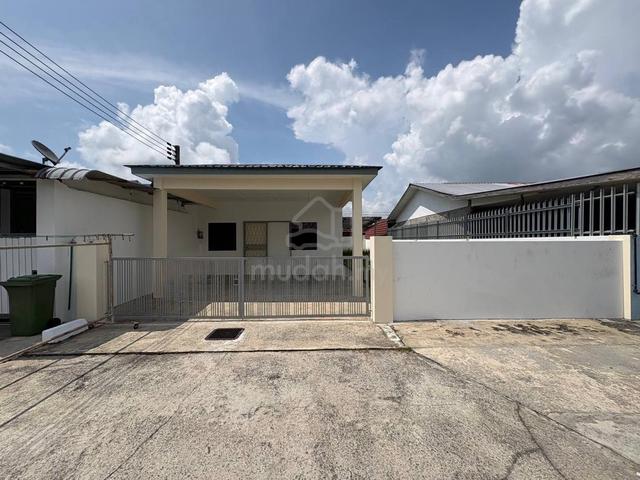 Single Storey Terrace Corner House for Sale at Desa Indah Miri 1