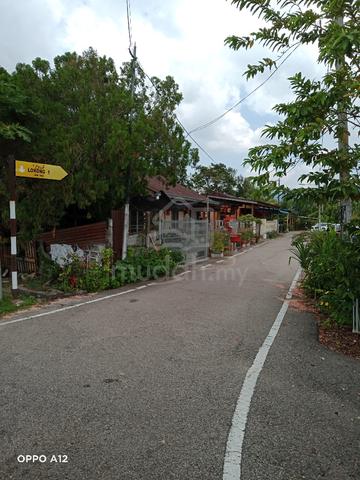 Lot Bangunan Pekan Sagil, Tangkak 3