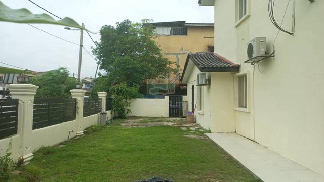 CORNER LOT 2 Storey House Taman Cempaka Ampang 1