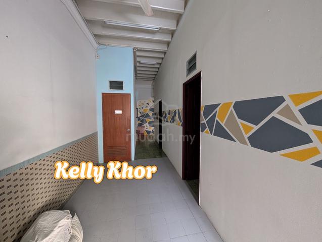 10 Rooms! Jalan Servis 2-Storey Shophouse Georgetown Burma Chow Thye 1