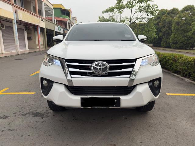 Toyota fortuner 2.4 VRZ - 4