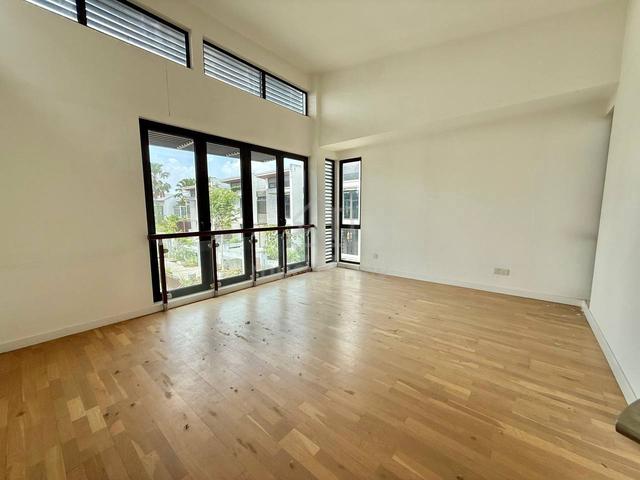 Symphony Hills | 3 Storey Corner Lot | Freehold! 1