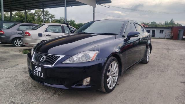 Lexus LS250 2.5 V6 (A) 09/12 SAB 8177 J - 2