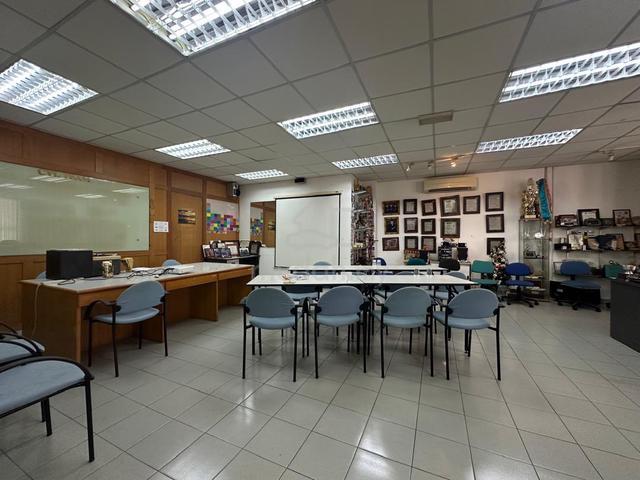 Bandar Menjalara Office 1450sf Furnished Move In Condition 1