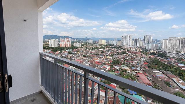 KL Traders Square Residences 1