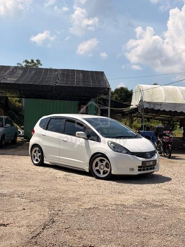 2014 Honda JAZZ 1.5 E (A) - 1