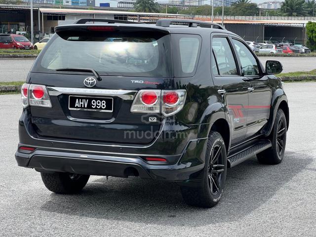 2011 Toyota FORTUNER 2.7 V FACELIFT (A) GOOD CONDI - 4